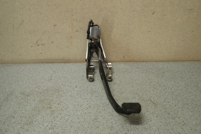 Toyota auris 06- педаль тормоза фото №1