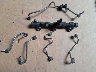 Trafic ii vivaro 2,0dci молдинг упорскування трубки фото №1