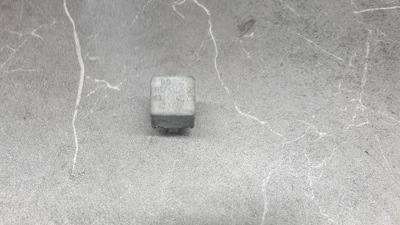 0332014406 реле bmw e9 e21 e12 bosch фото №1