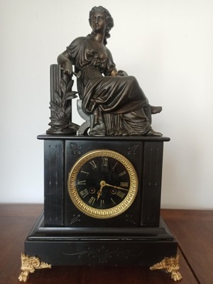 Zegar kominkowy marmur figura XIX w.