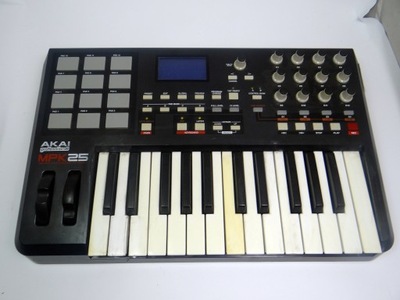 AKAI Professional MPK25