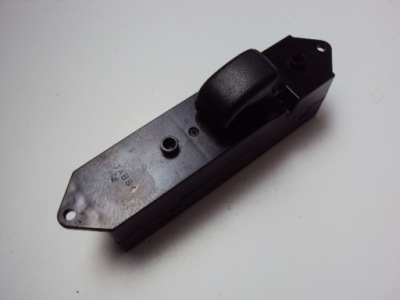 Панель стекло левый задняя mitsubishi pajero sport 98- фото №1