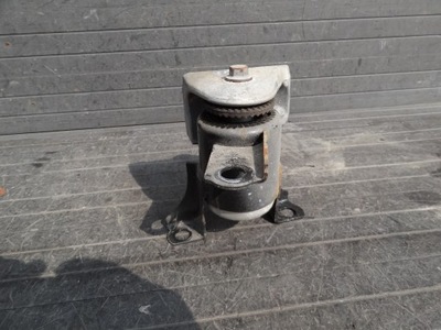 Ford ecosport 2016 1,0 ecoboost кронштейн подушка двигателя правая оригинал фото №1