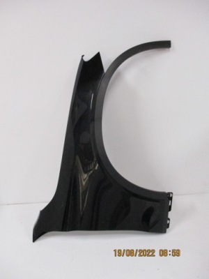 Крила правий mercedes 253 a2538810201 фото №1