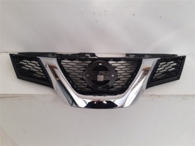 Решітка радіатора решітка радіатора nissan x trail t32 2014-2017 фото №1
