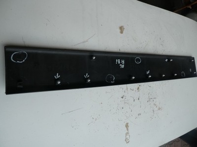 Молдинг бічна renault master 828210160r фото №1