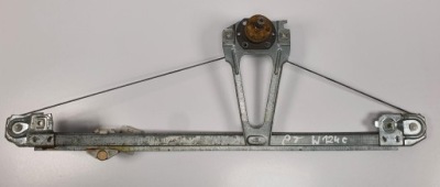 Механизм подъемник стекло правый задняя mercedes w124 фото №1