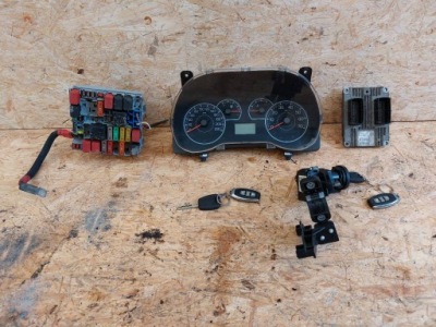 Набір стартовий fiat grande punto 1.4 8v фото №1