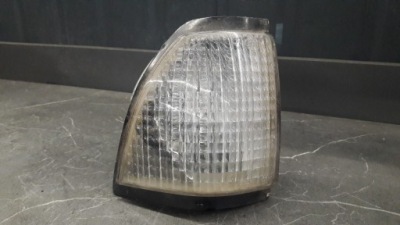 Поворотник правий audi 100 c2 79r hella фото №1