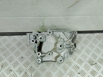 Toyota proace peugeot partner k9 2023 кронштейн кронштейн 9823598480 фото №1