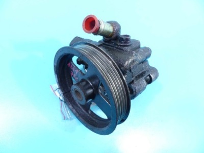 Насос підсилювача toyota avensis t22 i 2.0 d4d фото №1