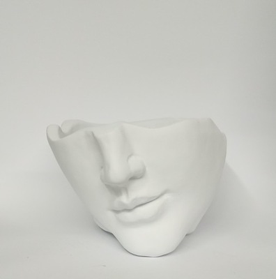 Doniczka-oslonka głowa H-14.Biały alabastrowy
