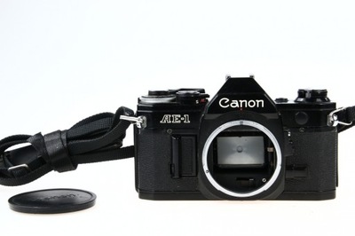 Analogowy Canon AE-1