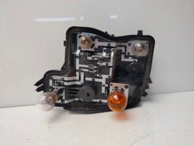 Fiat 500 07r- вкладыш разъём лампы левый задний  27043101 фото №1