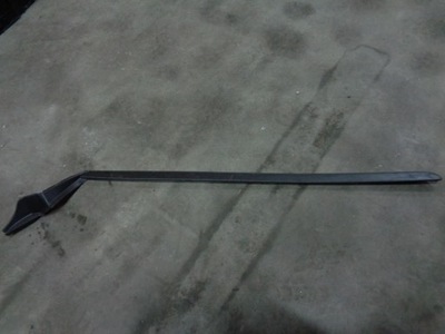 Ford focus mk4 молдинг скло лобове права фото №1