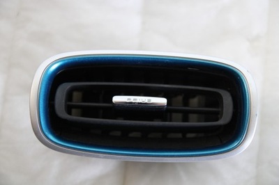 Решётка обдув впуск правый toyota prius iv фото №1