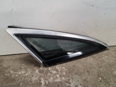 Скло трикутник права audi a8 d2 lift vsg хром фото №1