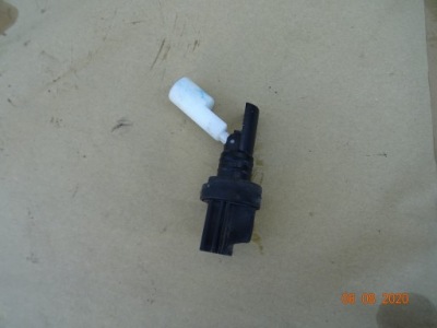 Датчик уровня жидкость омывателя ford mondeo mk4 s-max galaxy mk3 фото №1