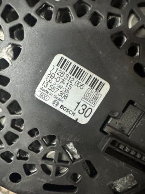 Opel astra k 1.4t генератор 13587308 фото №1