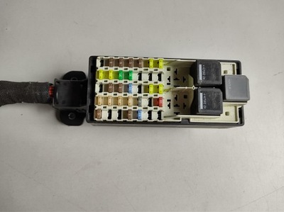 Jaguar xe коробка запобіжників фото №1