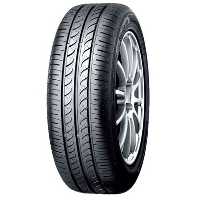 2 PIEZAS YOKOHAMA 175/65R15 BLUEARTH AE-01 84H SUZUKI  