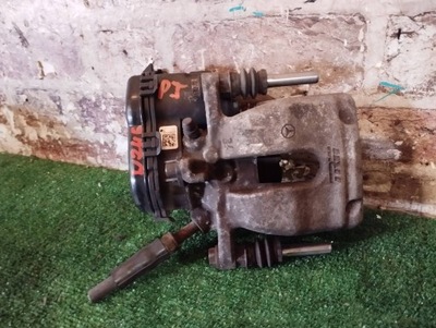 Mercedes w176 суппорт тормозной правый задняя фото №1