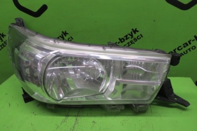Toyota hilux фара правый обычный 2016 2017 2018 2019 фото №1