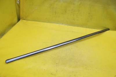 Молдинг уплотнитель правый перед mini one r56 7146091 фото №1