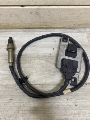 Датчик nox датчик лямбда-зонд volkswagen 04l907805p фото №1