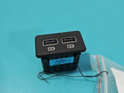 Разъём usb peugeot 508 ii 18- 9827093777 фото №1