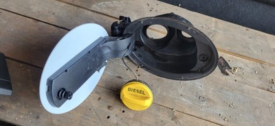 Кришка заливної пального jaguar e-pace фото №1