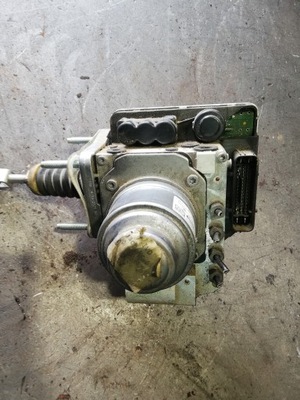 Насос тормозная abs ford focus lx61-2d335-ab фото №1