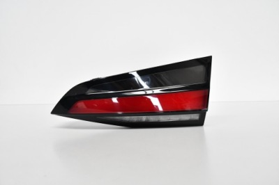 Лампа правая задняя задняя крышка багажника bmw 2 u06 8494364 фото №1