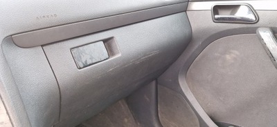 Volkswagen touran 03-06 бардачок пасажира фото №1
