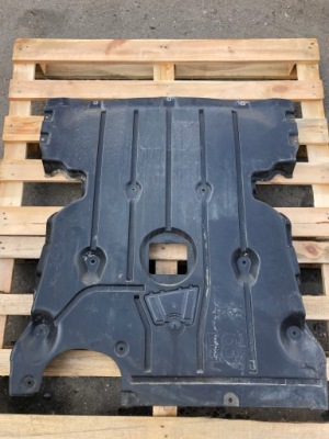 Bmw 1 e81 e82 87 захист двигуна підлога 7059383 фото №1