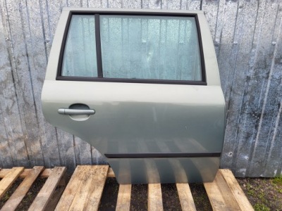 Skoda octavia i 1 дверь правое правый задняя задние kombi фото №1