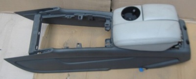 Подлокотник туннель audi q7 4l0 siwy кожа фото №1