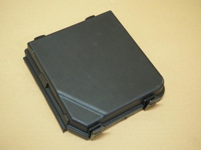 Корпус кришка коробка запобіжників koleos ii фото №1