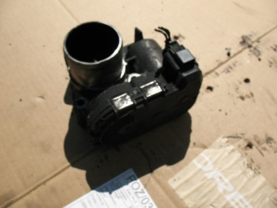 Renault trafic ii,vivaro a 2.0 dci дроссельная заслонка 8200330810f фото №1