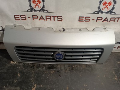 Решётка радиатора решётка радиатора перед 1308067070 fiat ducato фото №1
