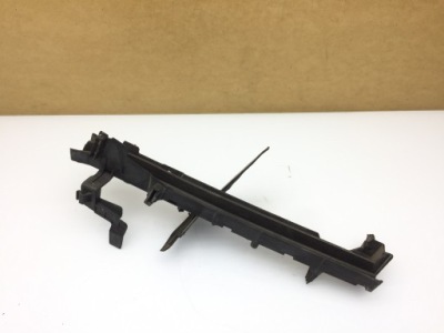 Transit connect mk2 ii направляющая кабели стекло правый перед фото №1