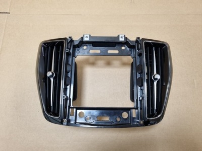 Volvo xc60 ii рамка дисплея ґрати обдув 31417738 фото №1