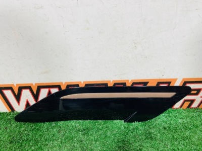 Впуск повітря капот правий range rover evoque l551 k8d2-16c628-ab фото №1