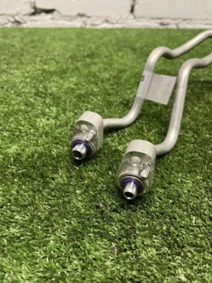 Шланг пального bmw 9395473 3.0l 2019 фото №1