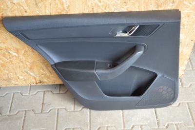 Skoda rapid sb обшивка двері лівий задня eu фото №1