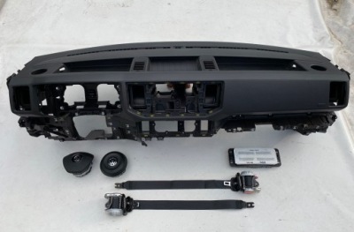 Vw crafter панель приладів панель приладів консоль подушки безпеки ремені фото №1