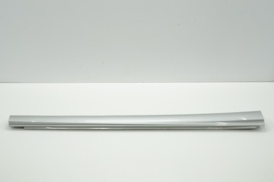 Mercedes w176 lift 15r молдинг поріг права 761 фото №1