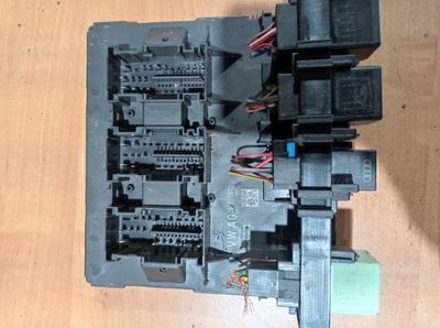 Модуль блок управления блок управления бортовой сетью vw passat b7 3aa937087d фото №1