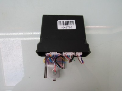 Jazz v 21r модуль блок керування 38850-tza-g110-m1 фото №1