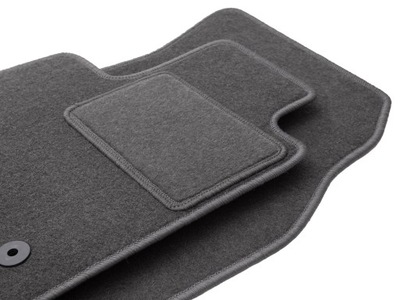 ALFOMBRILLAS PARTE DELANTERA GRAFIT: MITSUBISHI L200 TRITON PICKUP 2001-2006  